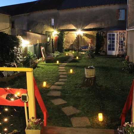 La Roulotte De Lola - Chambre D'Hotes La Celle  Екстер'єр фото