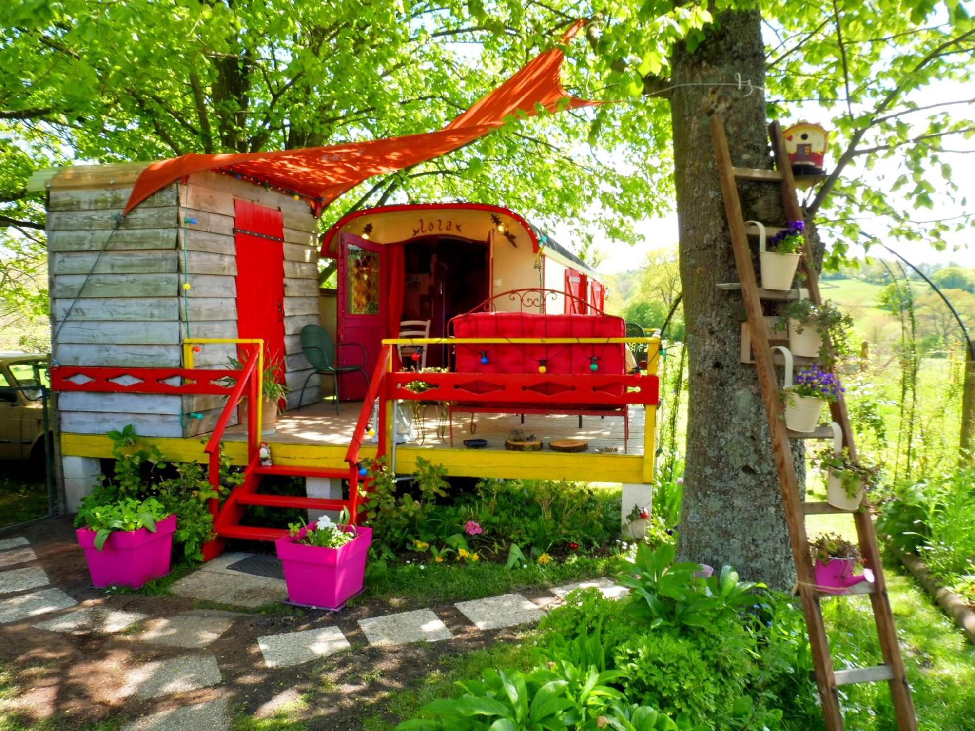 La Roulotte De Lola - Chambre D'Hotes La Celle  Екстер'єр фото